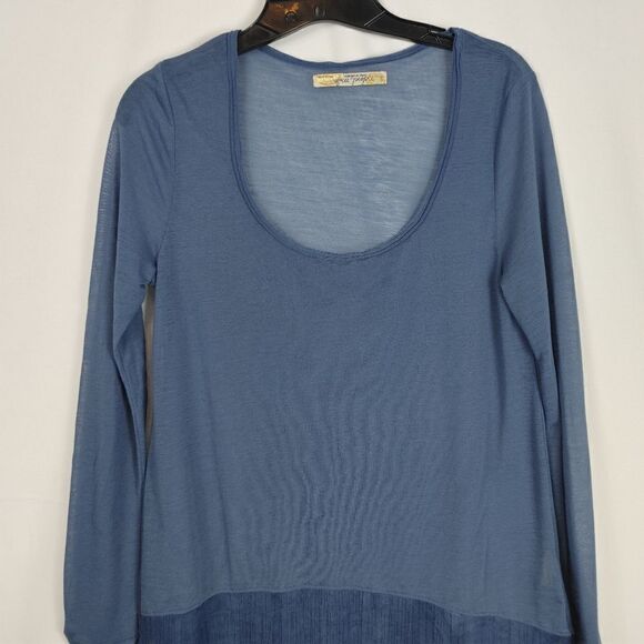 Free People Blue Long Sleeve Women's Size Small Sheer Hem.Armpit to armpit 19" - Picture 3 of 5